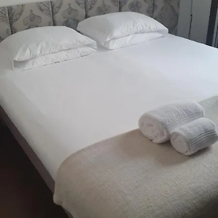 Rosa Biscoito Gæstehus 3*